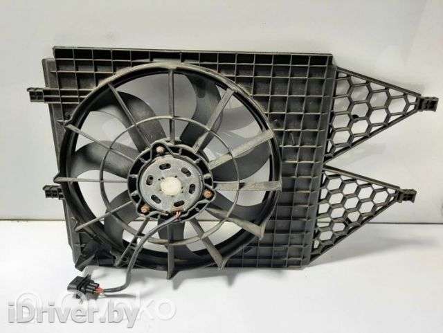Вентилятор радиатора Seat Toledo 1 2012г. 6r0121207a , artJUM56929 - Фото 1