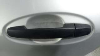 Ручка наружная задняя левая Toyota Yaris 2 2011г.  - Фото 2
