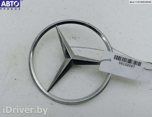 Эмблема Mercedes C W203 2006г. 2037580158 - Фото 1