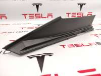 1016334-00-E,1010338-00-D Молдинг крышки багажника к Tesla model S Арт 9896231