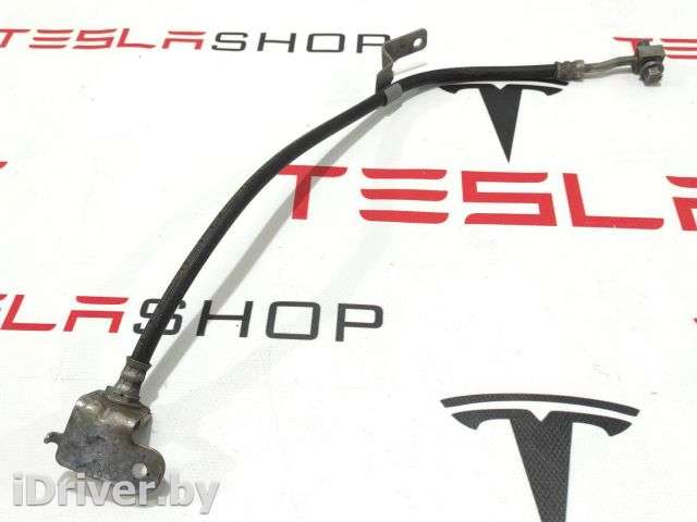 Шланг тормозной Tesla model 3 2020г. 1044721-00-D - Фото 1