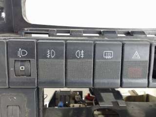  кнопка включения противотуманных фар к Audi 100 C4 Арт 22005933/4