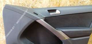 Обшивка двери передней правой (дверная карта) Volkswagen Tiguan 1 2009г.  - Фото 5
