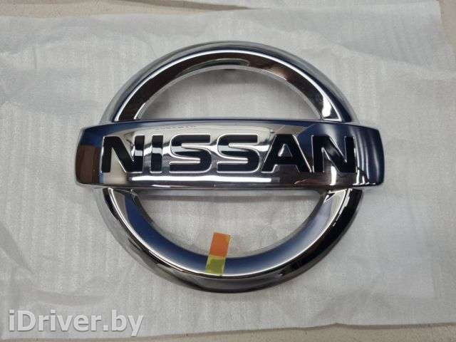 Эмблема Nissan Qashqai 2 2015г. 62890HV00A - Фото 1