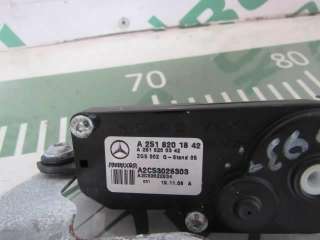 Моторчик открывания кузовного стекла Mercedes R W251 2009г. A2518201842 - Фото 3