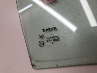 Стекло двери передней правой Toyota Yaris 2 2011г. 681250D021 - Фото 2