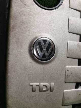 Крышка двигателя декоративная Volkswagen Touareg 1 2005г.  - Фото 6