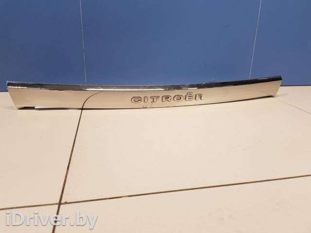 Накладка крышки багажника Citroen C4 2 2011г. 98019463DX - Фото 1