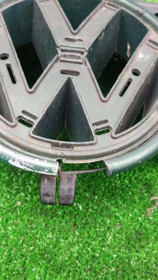 Решетка радиатора Volkswagen Golf 4 2000г.  - Фото 4