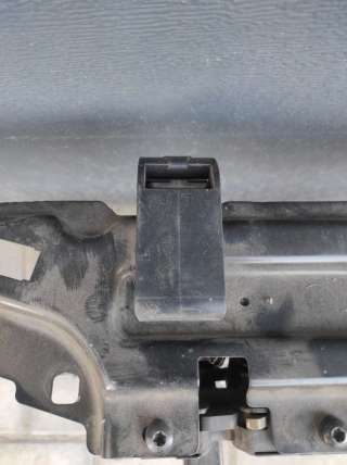  Крепление кассеты радиаторов к BMW 7 E38 Арт 63730081