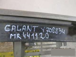 Решетка радиатора Mitsubishi Galant 8 1997г. MR441120 - Фото 4