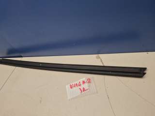 Накладка стекла задней правой двери Ford Kuga 2 2013г. 5257181 - Фото 2