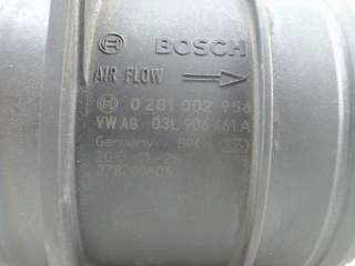 281002956 измеритель потока воздуха (расходомер) Volkswagen Passat B7 Арт 22001037, вид 3