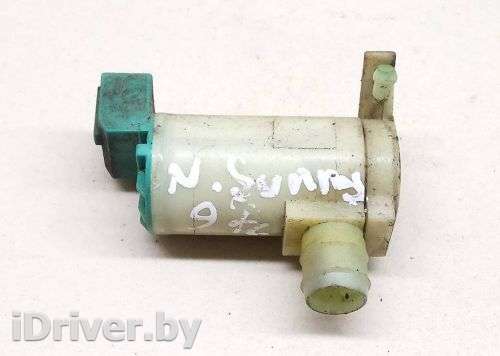  Насос (моторчик) омывателя стекла к Nissan Sunny Y10 Арт 2064540 - Фото 1
