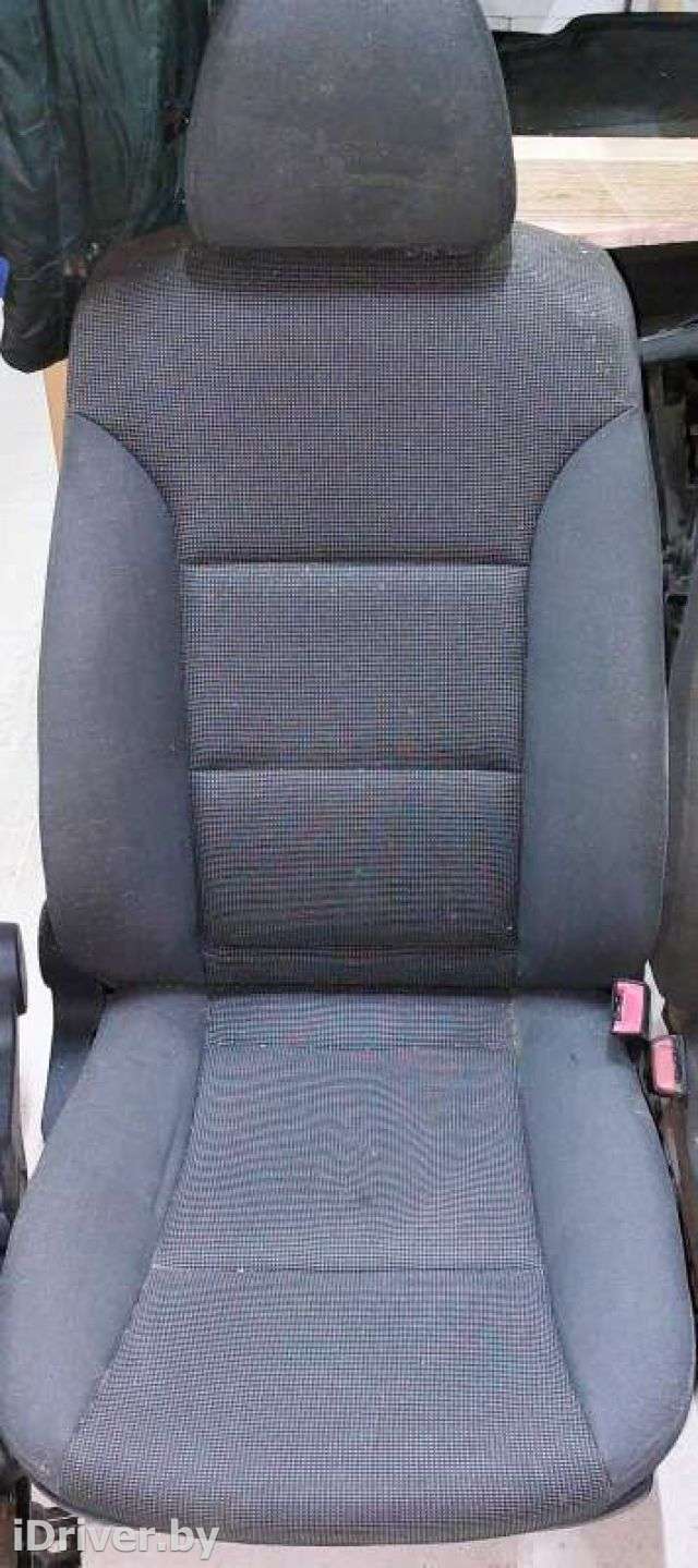 Салон (комплект сидений) BMW 5 E60/E61 2004г.  - Фото 1