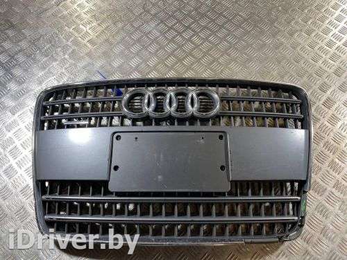 решетка радиатора Audi Q7 4L 2008г. 4L0853651A - Фото 1
