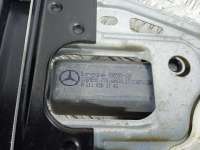 стеклоподъемник передний правый Mercedes C W203 2006г.  - Фото 4