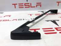 1061628-00-D,1105875-00-D Пластик салона к Tesla model X Арт 9903908