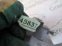 Цилиндр тормозной главный Mercedes E W207 2013г. A2044300002 - Фото 5