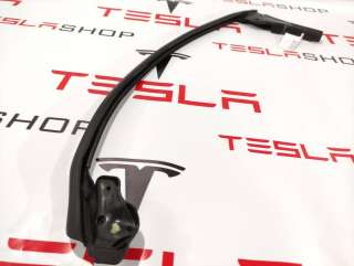 Уплотнитель Tesla model S 2015г. 1005421-00-D - Фото 4