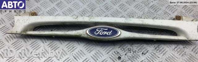 Решетка радиатора Ford Mondeo 1 1995г.  - Фото 1
