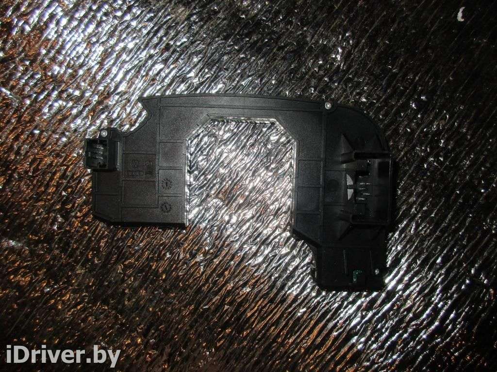 Блок управления подрулевыми переключателями Audi A6 C6 (S6,RS6) 2006г. 4F0953549A  - Фото 2