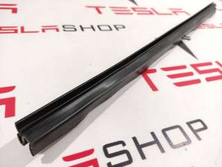 Уплотнитель Tesla model S 2015г. 1038405-00-A - Фото 3