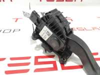 Педаль Tesla model X 2022г. 1620691-00-E - Фото 2