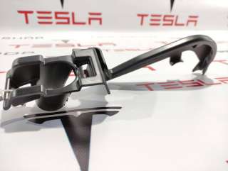 Кронштейн крепления кабины Tesla model X 2016г. 1066955-00-D - Фото 3
