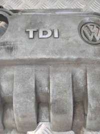 Крышка двигателя декоративная Volkswagen Touran 1 2007г.  - Фото 3