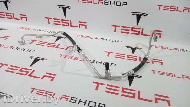 Трубка охлаждающей жидкости металлическая левая Tesla model S 2014г. 6007386-00-B - Фото 1