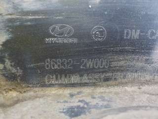 868322W000 Брызговик передний правый к Hyundai Santa FE 2 (CM) Арт 566343