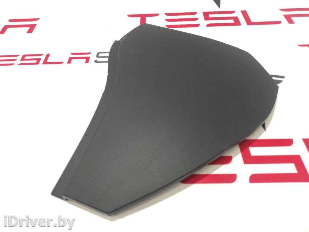 Накладка декоративная центральной консоли Tesla model X 2019г. 1043541-00-D  - Фото 2