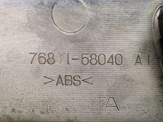 накладка двери багажника Toyota Alphard 1 2006г. 7681158040 - Фото 10