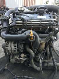 AVQ Двигатель к Volkswagen Touran 1 Арт 60100046