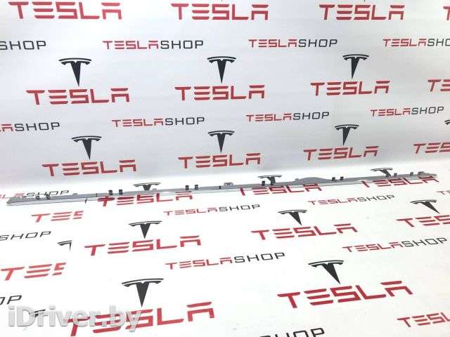 Молдинг (накладка кузовная) Tesla model S 2017г. 1024575-00-G - Фото 1