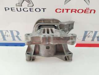 Подушка двигателя Peugeot 308 2 2014г.  - Фото 2