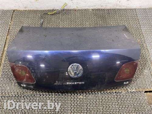 Обшивка крышки багажника Volkswagen Phaeton 2005г. 3D5867605N - Фото 1