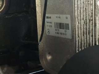 Радиатор масляный Mercedes E W211 2005г. A6461880301 - Фото 2
