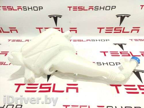Бачок омывателя Tesla model S 2015г. 1005400-00-D,1490062-00-A - Фото 1