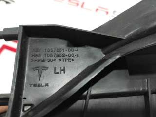 Заглушка (решетка) в бампер передний Tesla model S 2017г. 1057851-00-J - Фото 5