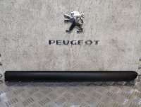  Молдинг (накладка) двери задней левой к Peugeot 3008 1 Арт H691207434