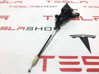 Электропривод замка капота Tesla model 3  1098789-00-D,1098790-00-D,1500398-00-H - Фото 2