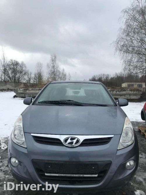 Порог правый Hyundai i20 1 2009г.  - Фото 1