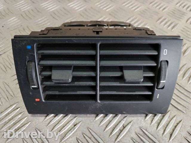 Дефлектор обдува салона BMW 5 E39 2003г. 8376150 - Фото 1
