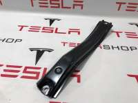 Направляющая шторки багажника (салазки) Tesla model 3 2020г. 1098705-00-C - Фото 2