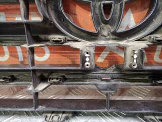 решетка радиатора Toyota Land Cruiser 200 2012г. 5310160A41, 5311460110 - Фото 8