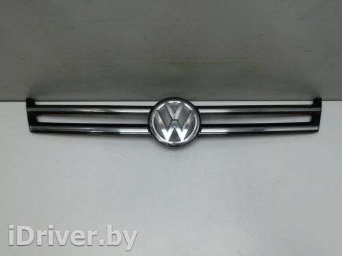 Решетка радиатора Volkswagen Touareg 2   - Фото 1