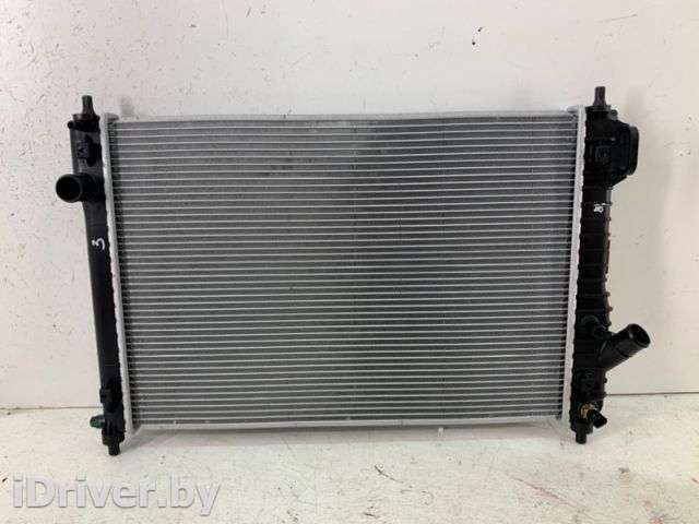 Радиатор охлаждения Chevrolet Aveo T200 2005г. 95227754 - Фото 1