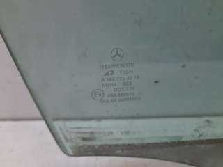 стекло двери Mercedes ML W163 1999г. A1637200218 - Фото 4